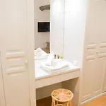 Spacious In Hyper Center - Smart Tv & Wifi - 4p Apartament *
