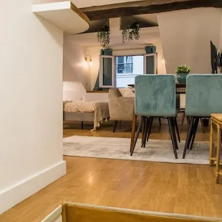 Lägenhet Spacious In Hyper Center - Smart Tv & Wifi - 4p *