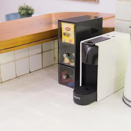 Lägenhet Spacious In Hyper Center - Smart Tv & Wifi - 4p